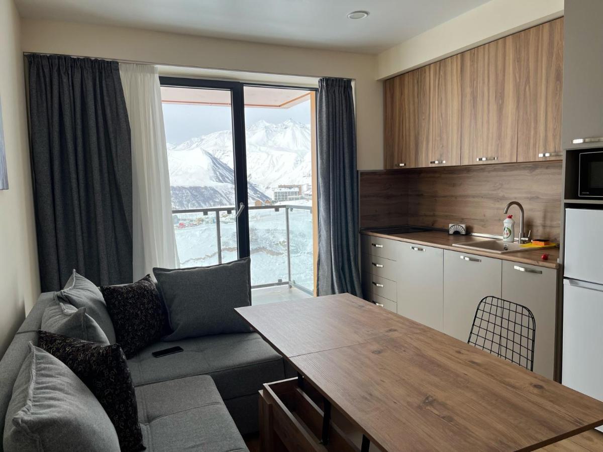 Delux Apartment For 6 Guest, New Gudauri Eksteriør billede