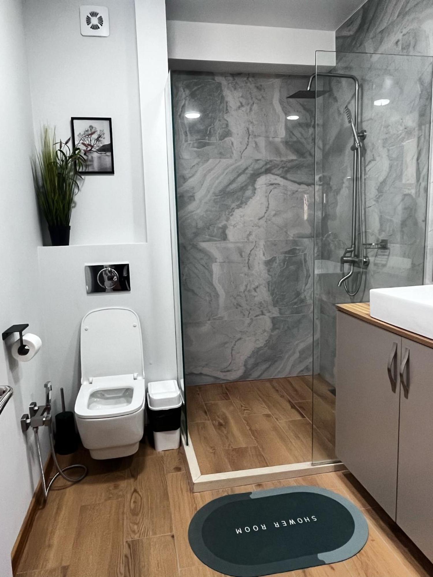 Delux Apartment For 6 Guest, New Gudauri Eksteriør billede