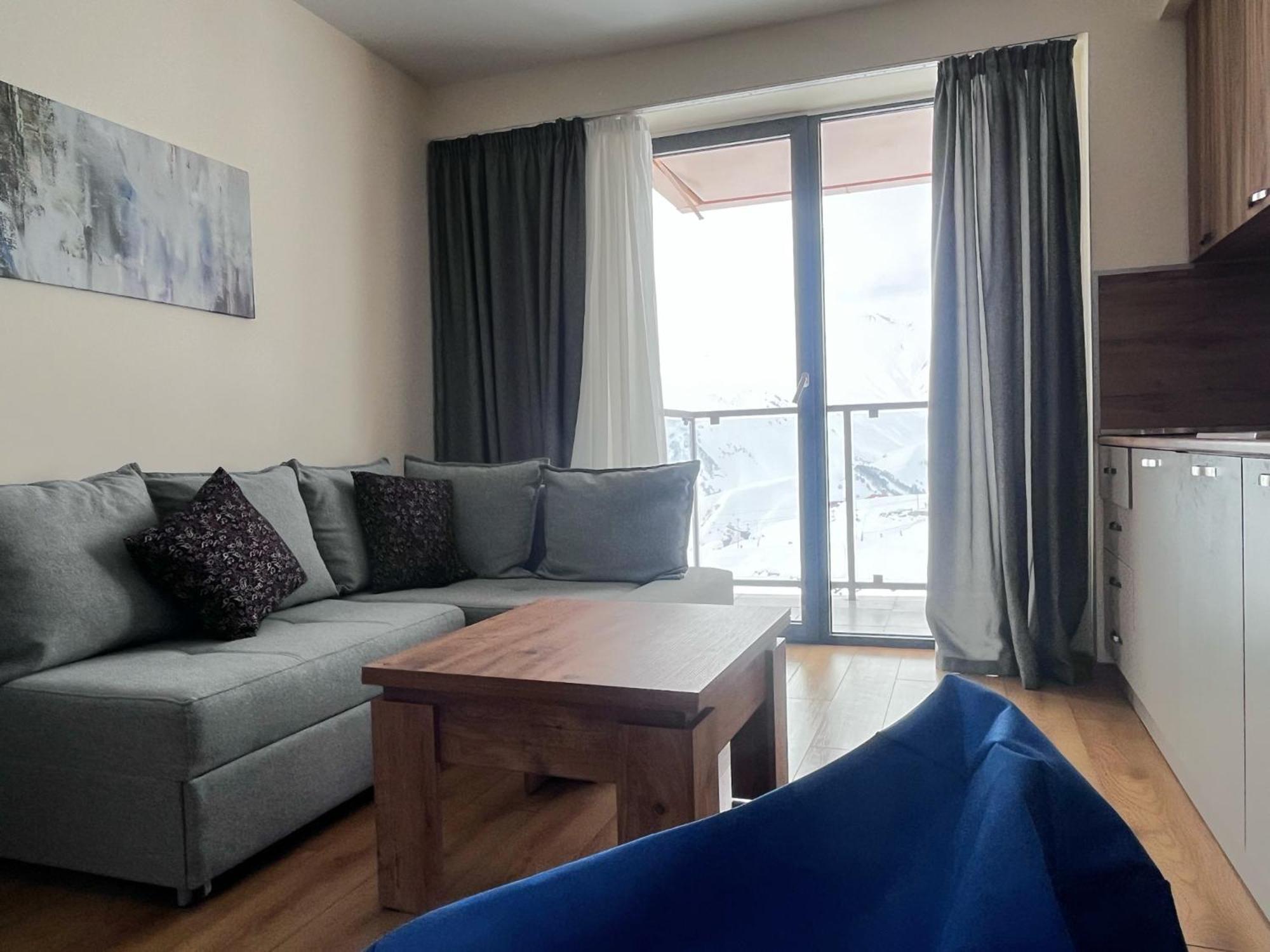 Delux Apartment For 6 Guest, New Gudauri Eksteriør billede